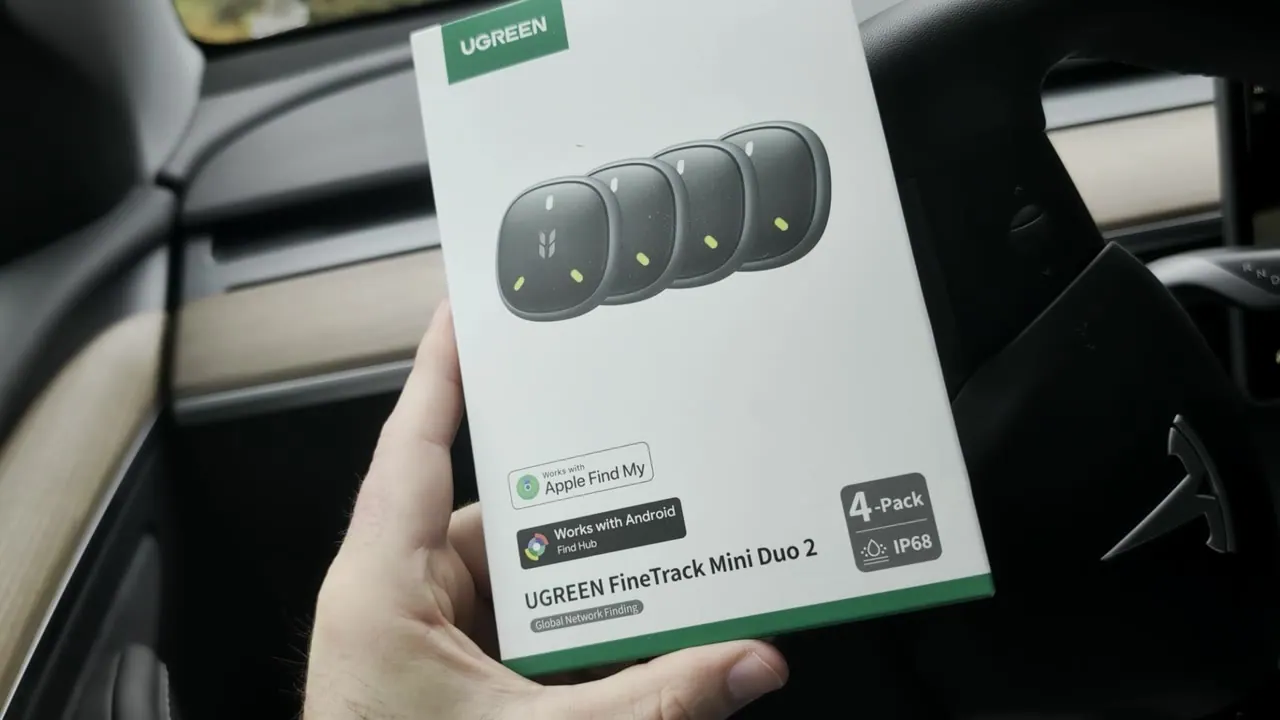 Retail box for a four-pack of UGREEN FineTrack Mini Duo 2 trackers